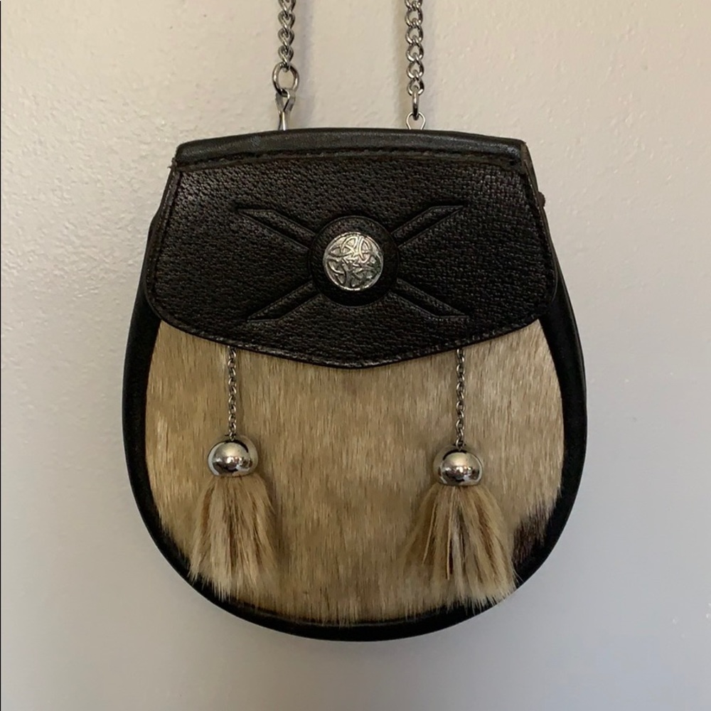 Purse - Picture 2 of 7